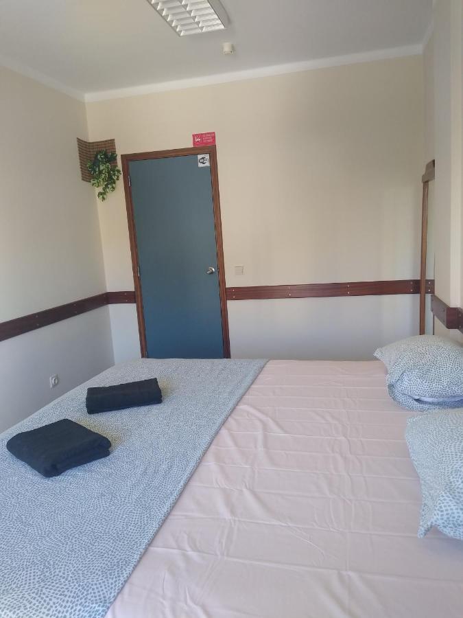Melaya Private Rooms Faro Bagian luar foto