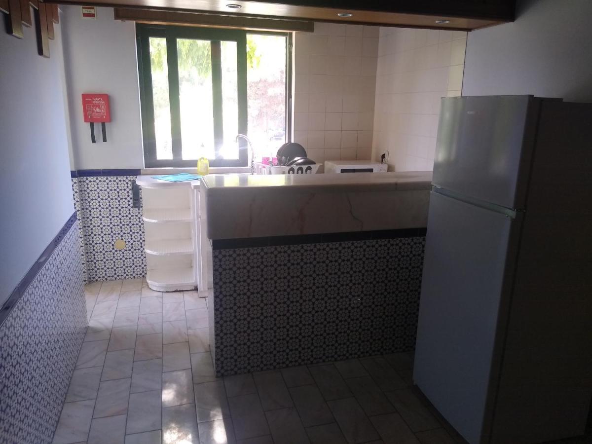 Melaya Private Rooms Faro Bagian luar foto