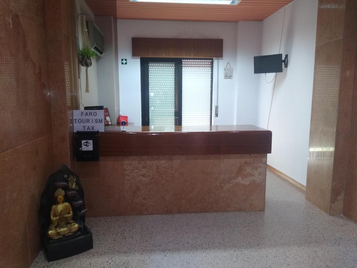 Melaya Private Rooms Faro Bagian luar foto