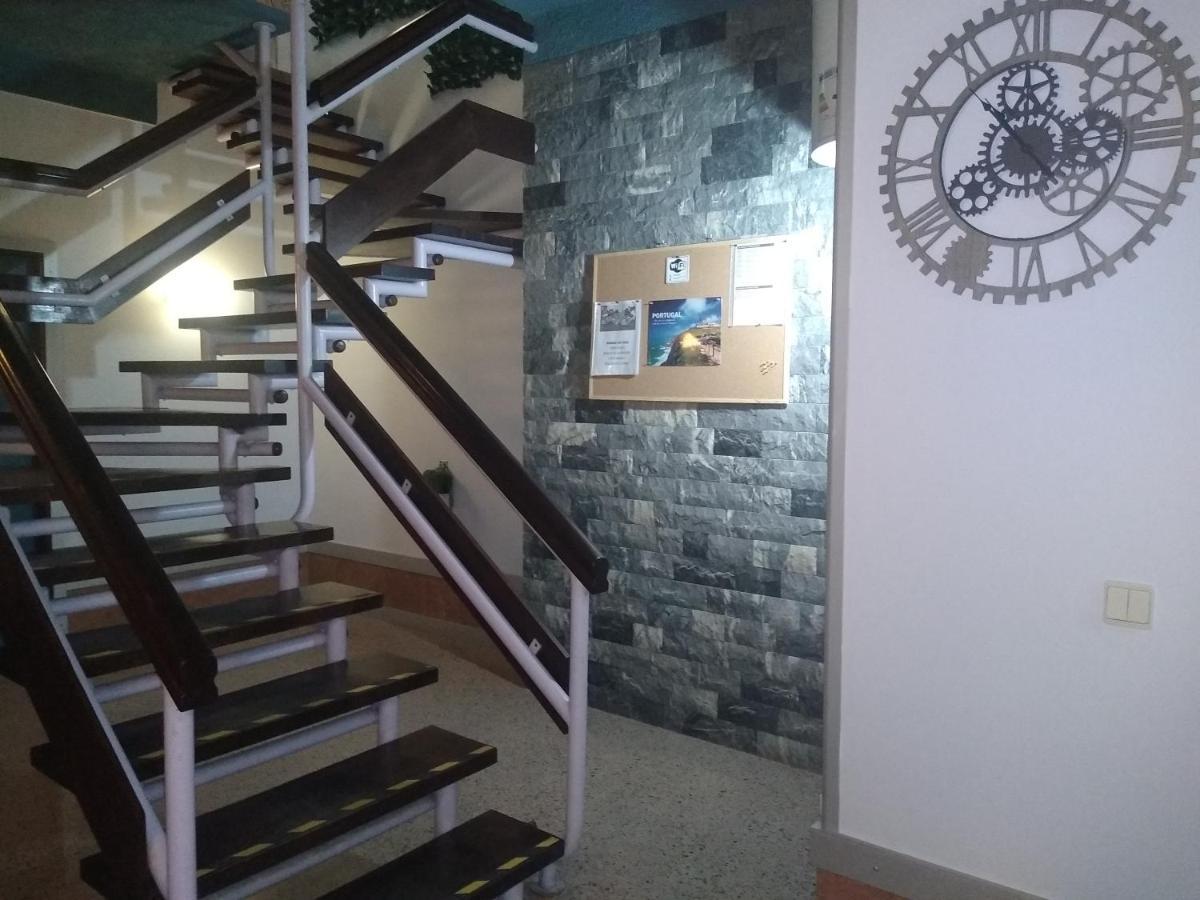 Melaya Private Rooms Faro Bagian luar foto