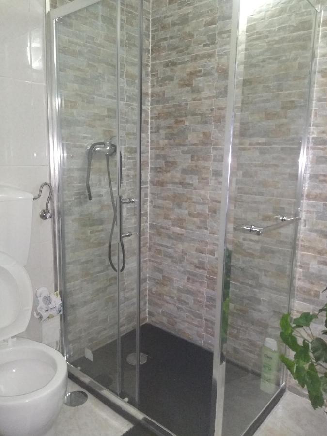 Melaya Private Rooms Faro Bagian luar foto
