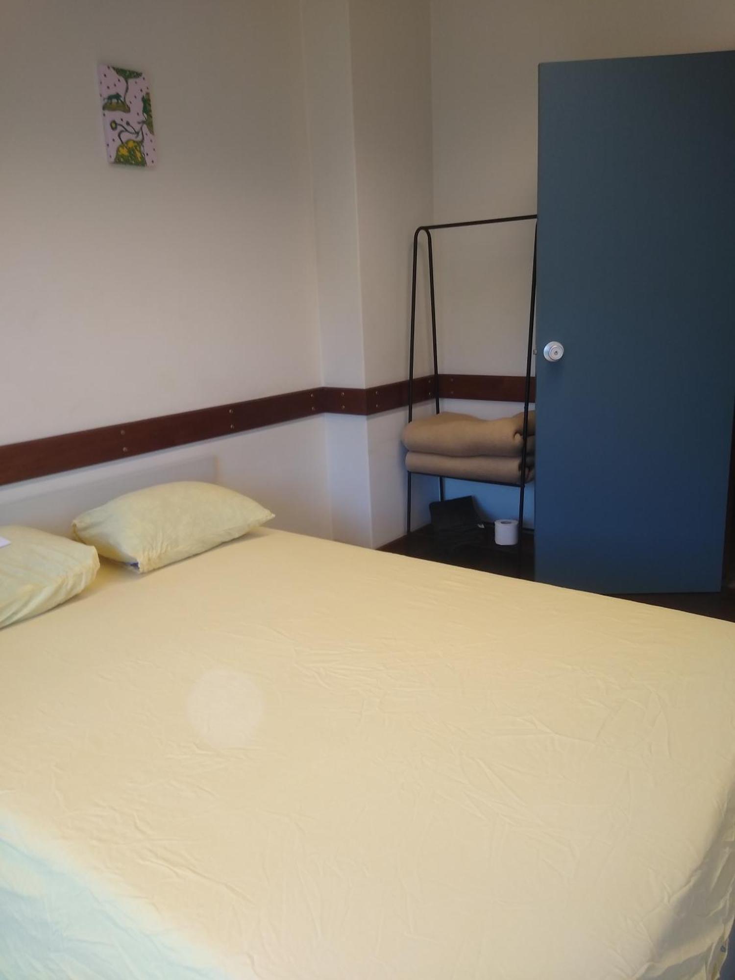 Melaya Private Rooms Faro Bagian luar foto